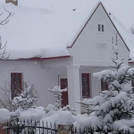 Park Vendeghaz 招待所